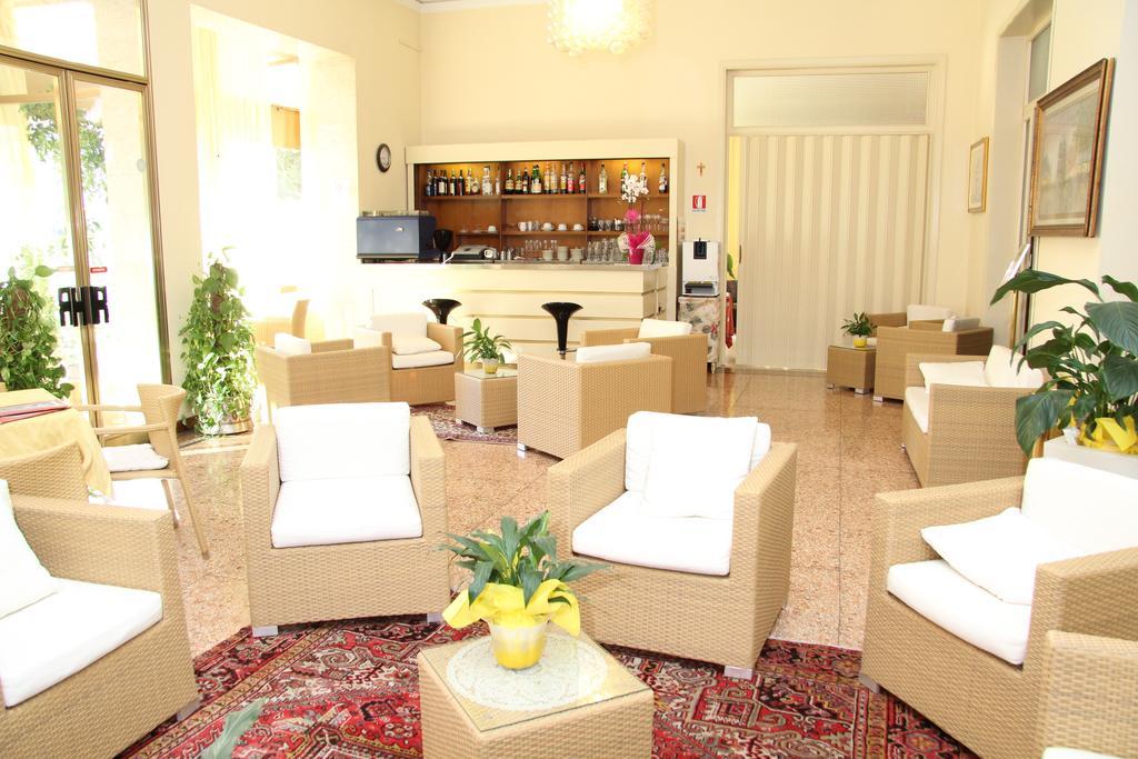 Hotel B&B Risorta Abano Terme Eksteriør billede