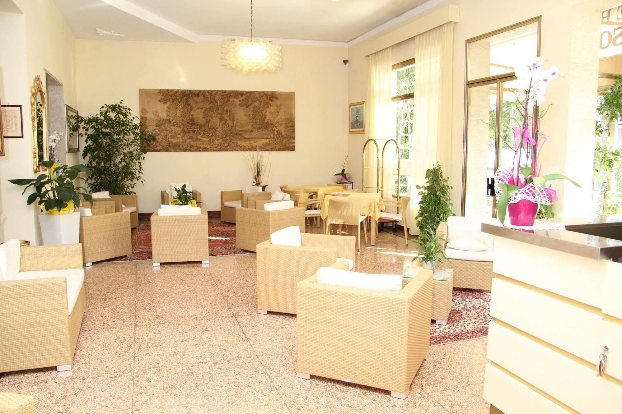 Hotel B&B Risorta Abano Terme Eksteriør billede