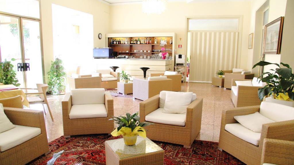 Hotel B&B Risorta Abano Terme Eksteriør billede